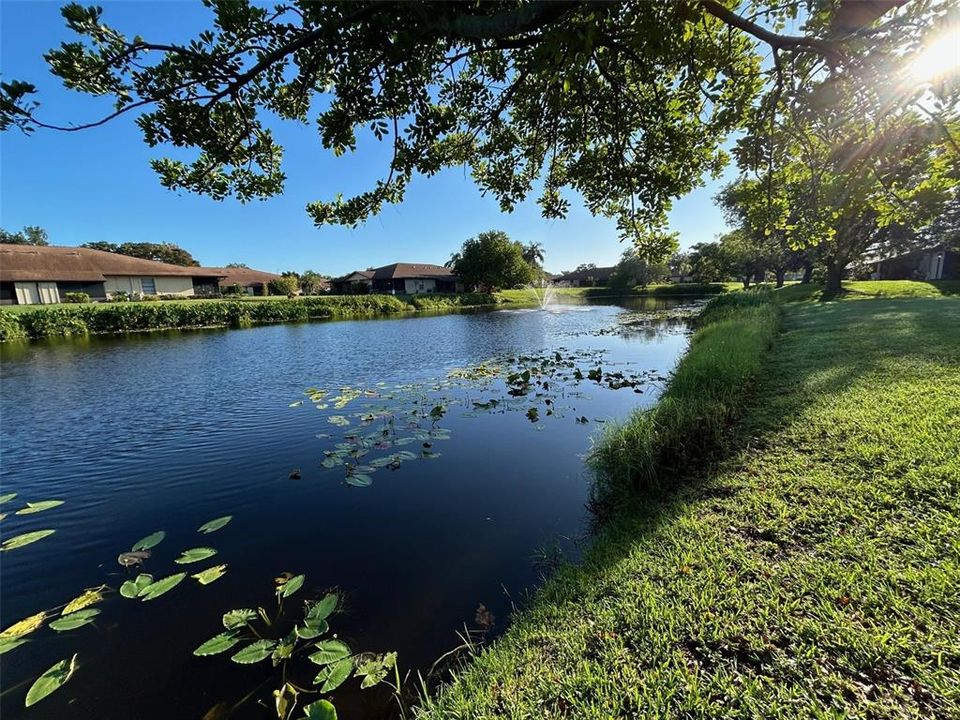 For Sale: $187,500 (2 beds, 2 baths, 1044 Square Feet)