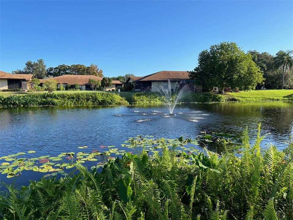 For Sale: $187,500 (2 beds, 2 baths, 1044 Square Feet)