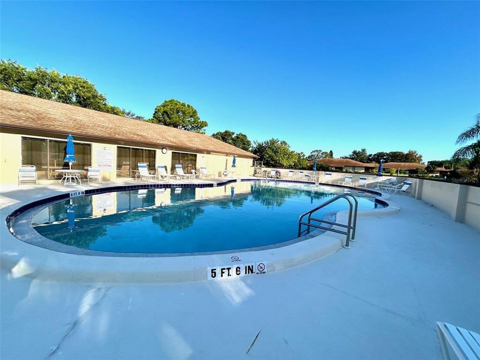 For Sale: $187,500 (2 beds, 2 baths, 1044 Square Feet)