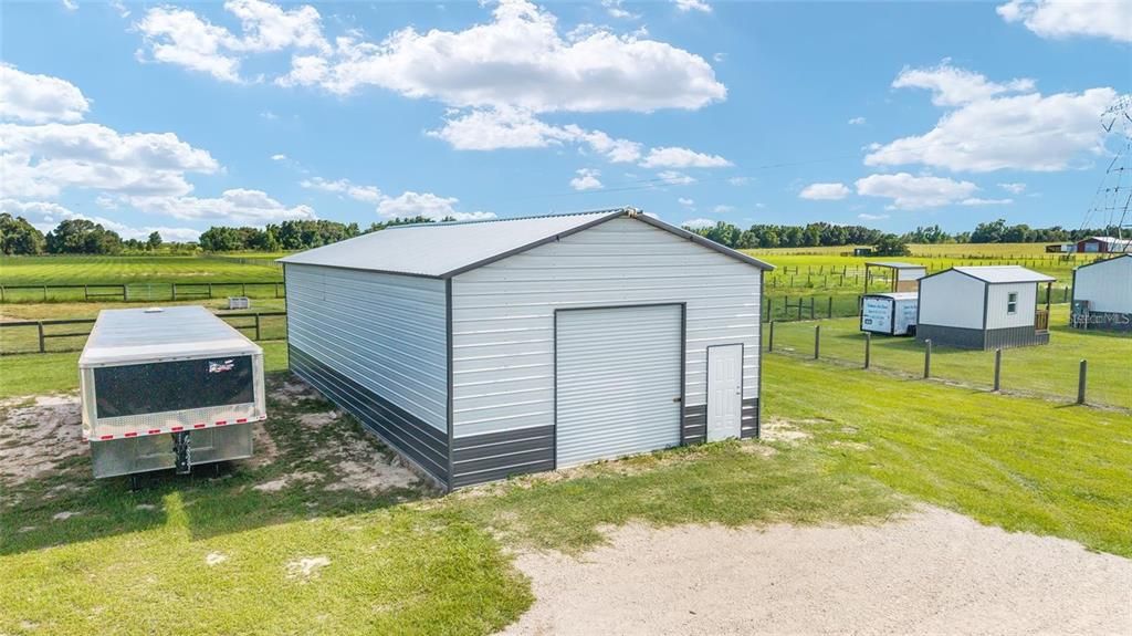 For Sale: $1,245,000 (2 beds, 1 baths, 710 Square Feet)