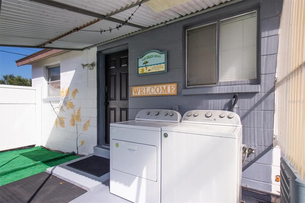 出租: $1,900 (1 贝兹, 1 浴室, 600 平方英尺)