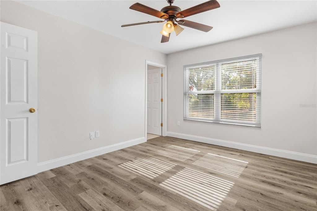 For Sale: $239,500 (3 beds, 2 baths, 1175 Square Feet)