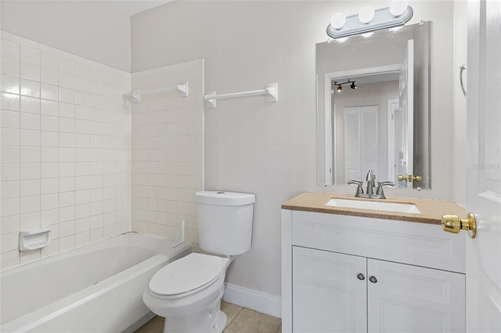 For Sale: $239,500 (3 beds, 2 baths, 1175 Square Feet)