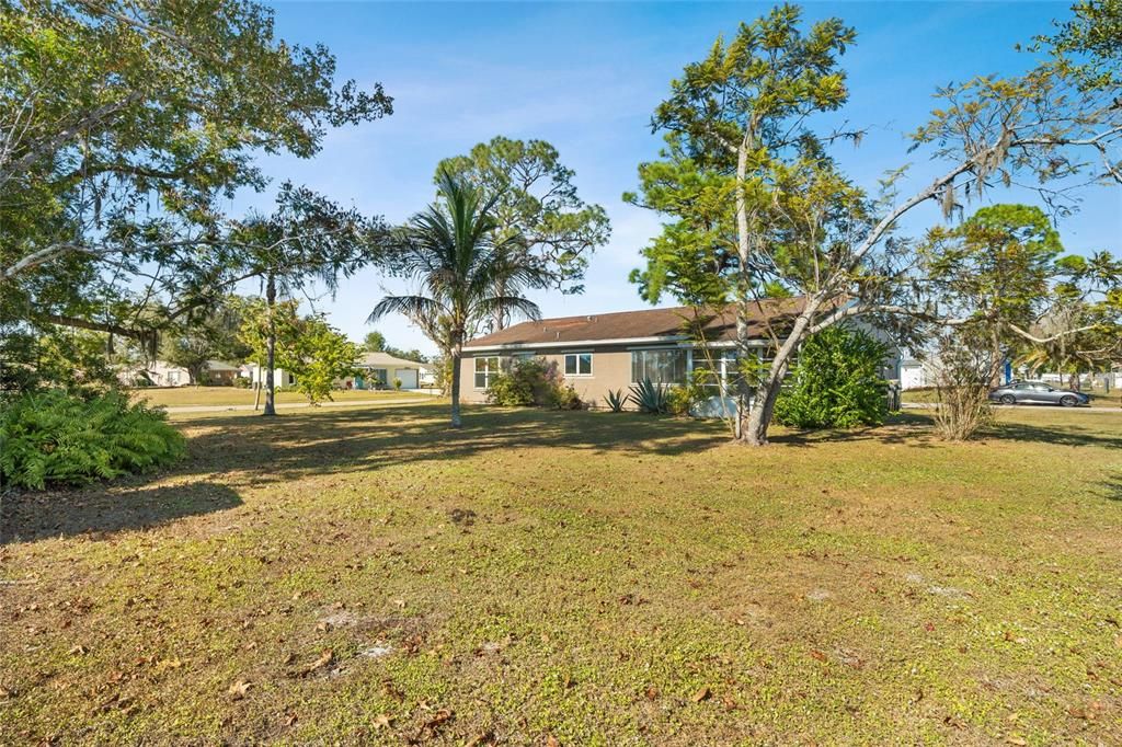 For Sale: $239,500 (3 beds, 2 baths, 1175 Square Feet)