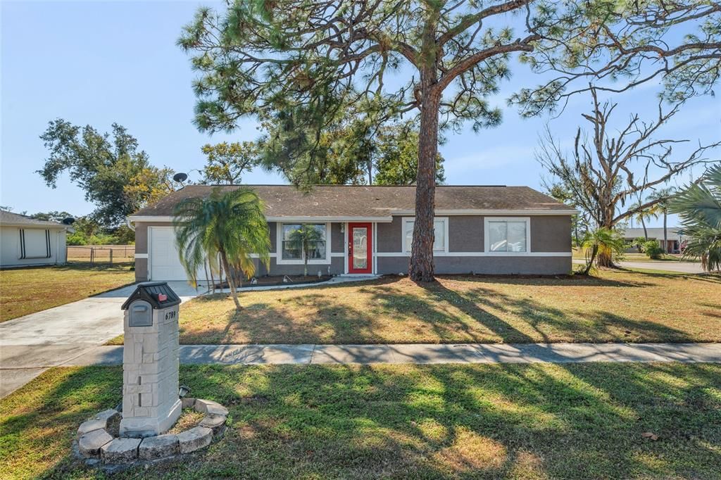 For Sale: $239,500 (3 beds, 2 baths, 1175 Square Feet)