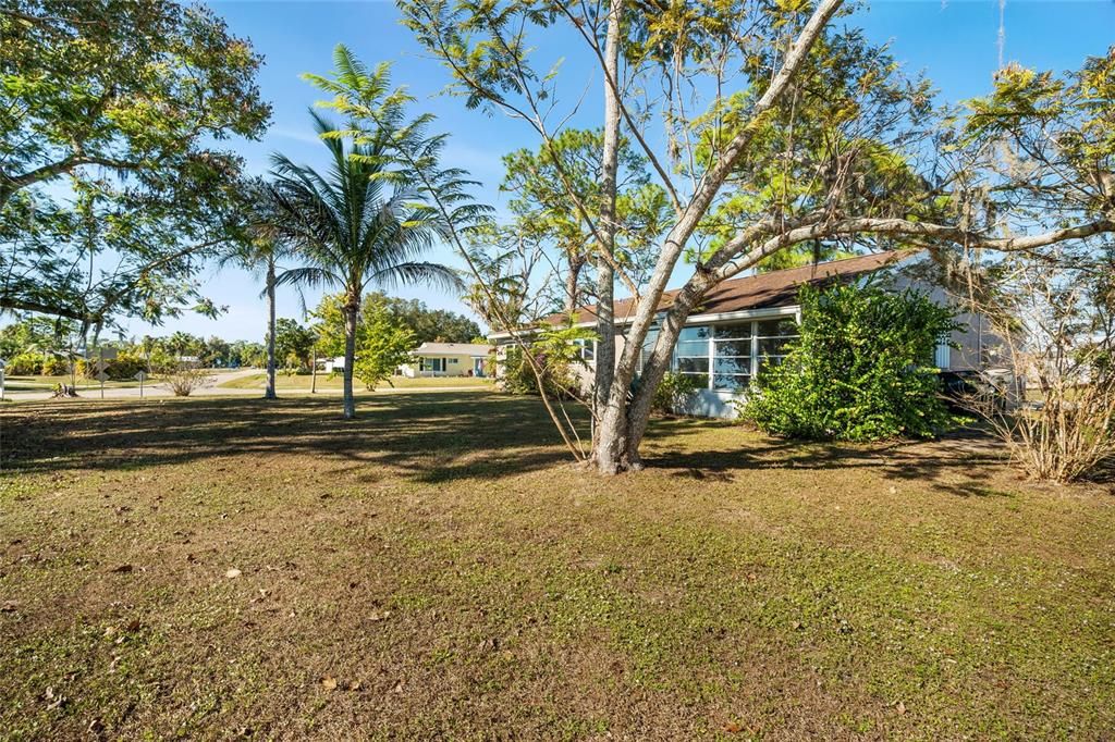 For Sale: $239,500 (3 beds, 2 baths, 1175 Square Feet)