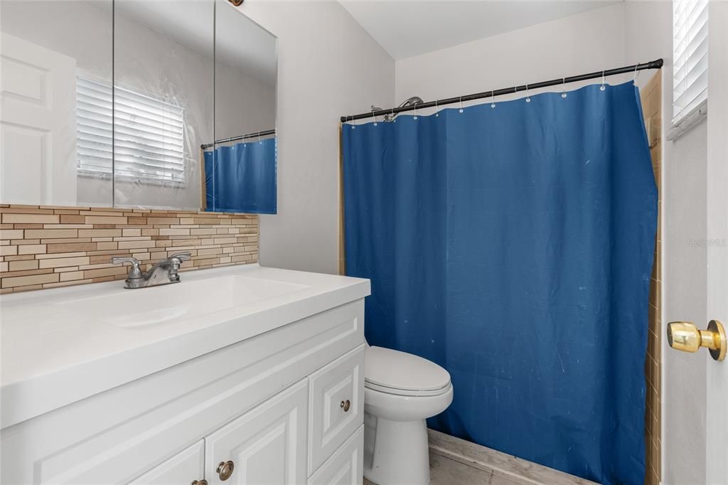 For Sale: $239,500 (3 beds, 2 baths, 1175 Square Feet)