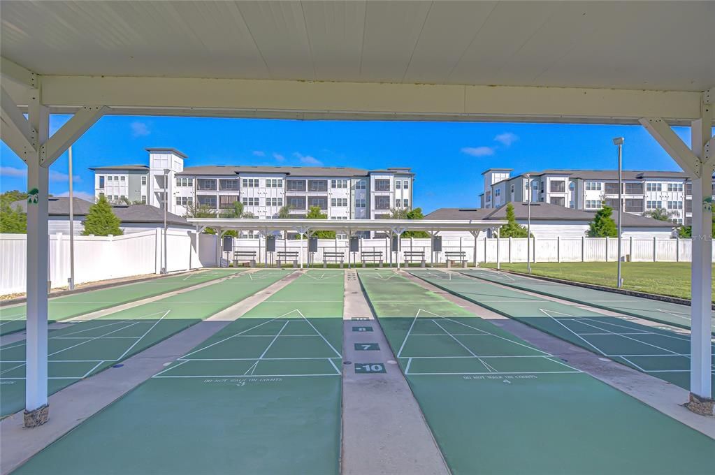 Active With Contract: $94,700 (2 beds, 1 baths, 964 Square Feet)