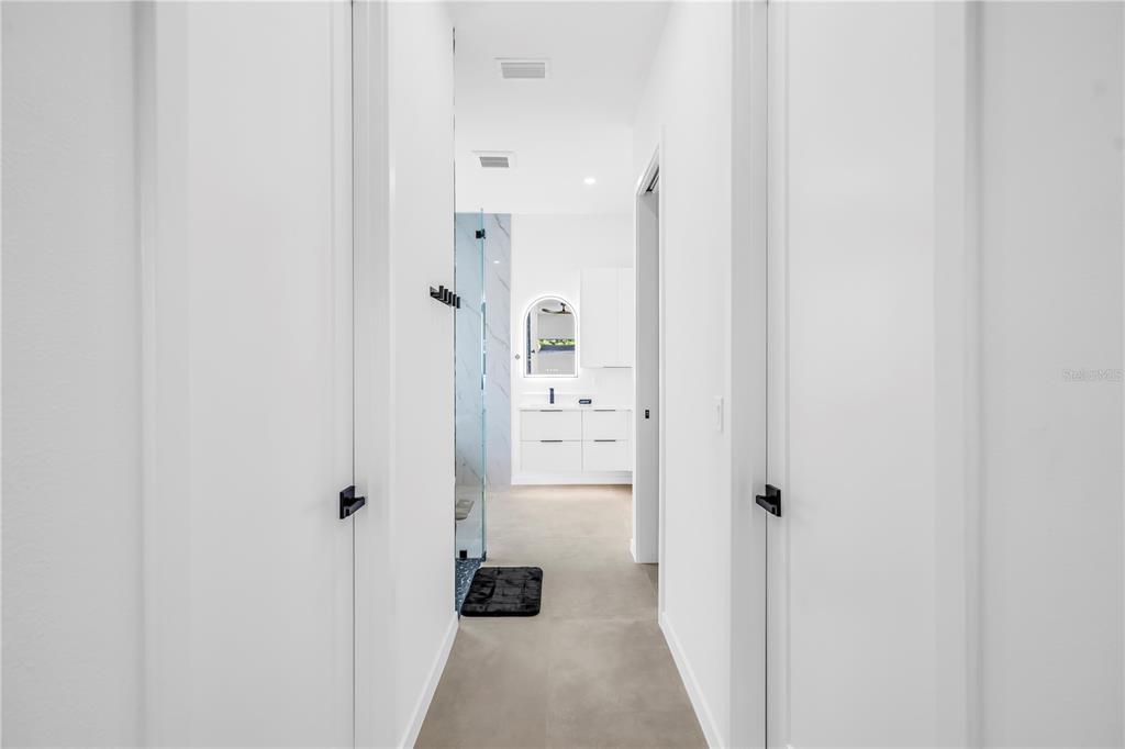 For Rent: $17,000 (5 beds, 5 baths, 3386 Square Feet)