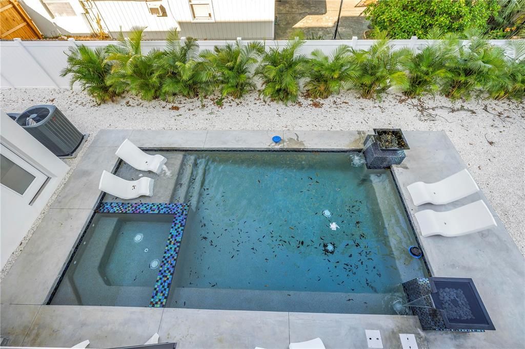 For Rent: $17,000 (5 beds, 5 baths, 3386 Square Feet)