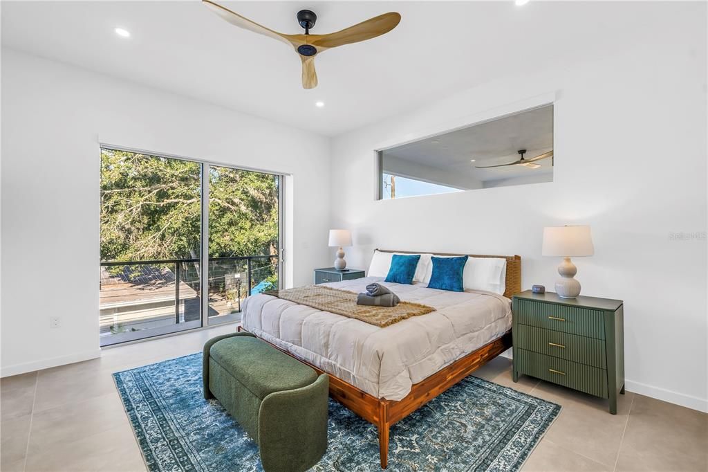 For Rent: $17,000 (5 beds, 5 baths, 3386 Square Feet)