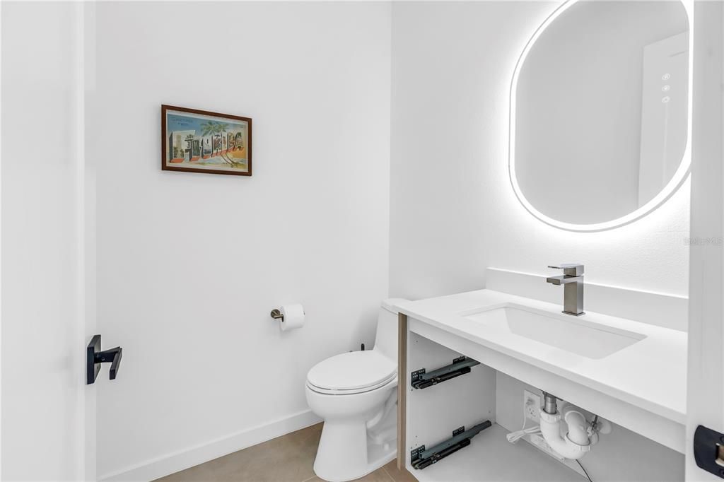 For Rent: $17,000 (5 beds, 5 baths, 3386 Square Feet)