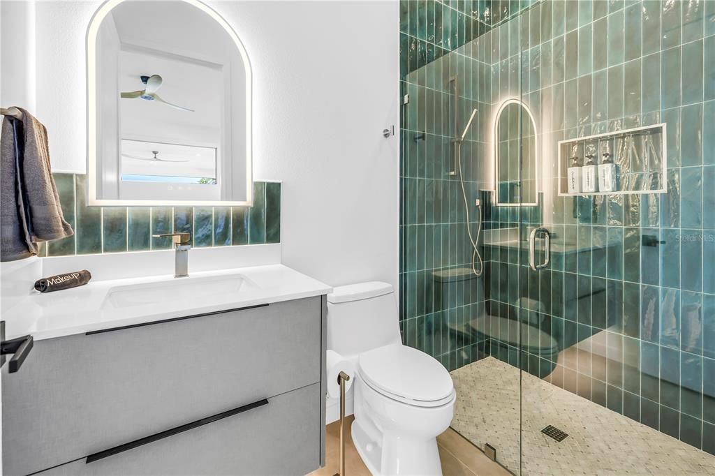 For Rent: $17,000 (5 beds, 5 baths, 3386 Square Feet)