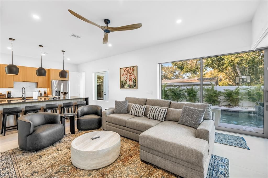 For Rent: $17,000 (5 beds, 5 baths, 3386 Square Feet)