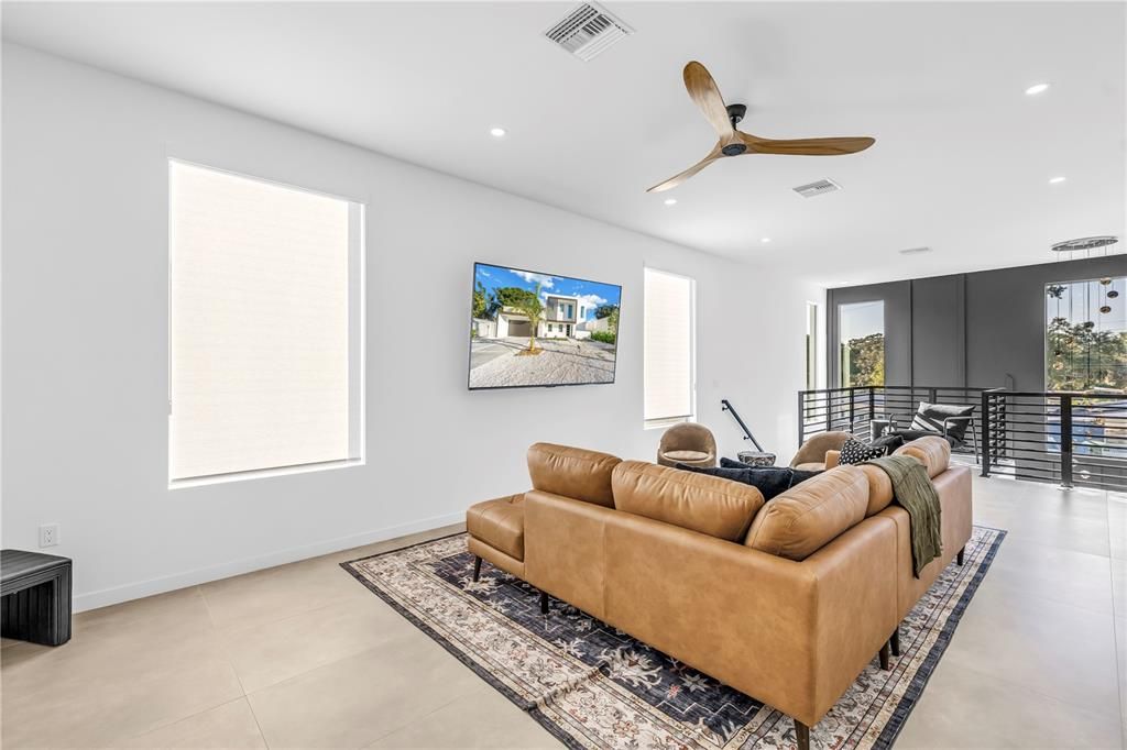 For Rent: $17,000 (5 beds, 5 baths, 3386 Square Feet)