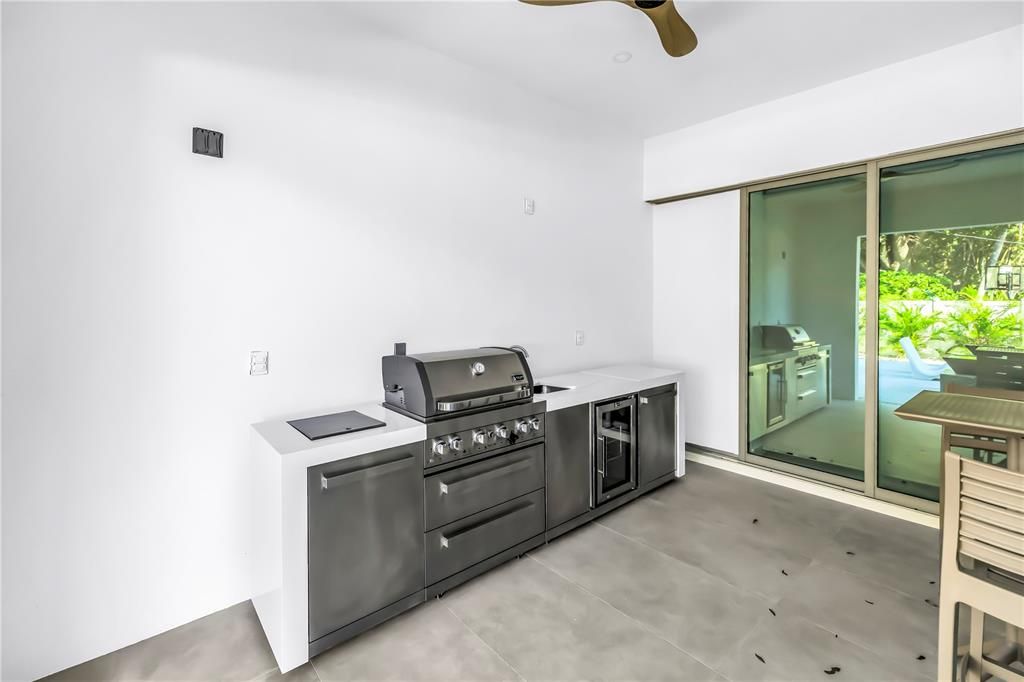 For Rent: $17,000 (5 beds, 5 baths, 3386 Square Feet)