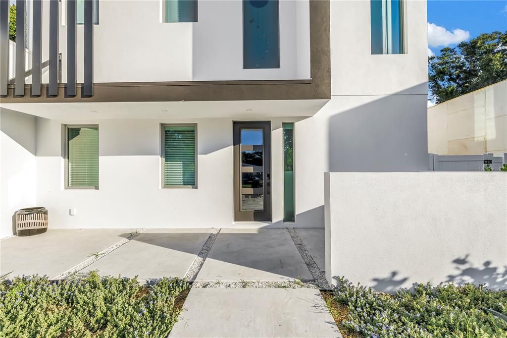 For Rent: $17,000 (5 beds, 5 baths, 3386 Square Feet)