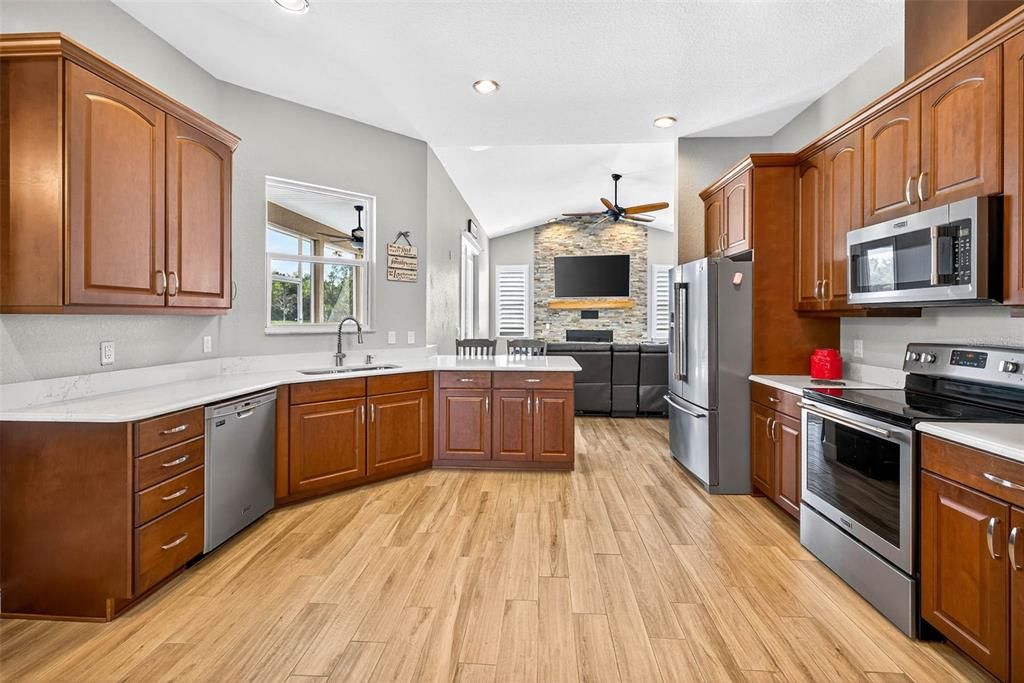 待售: $795,000 (3 贝兹, 2 浴室, 1998 平方英尺)