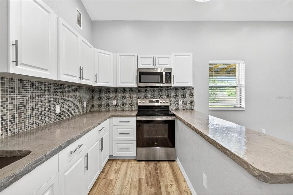 待售: $795,000 (3 贝兹, 2 浴室, 1998 平方英尺)