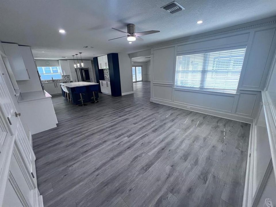 待售: $750,000 (5 贝兹, 4 浴室, 3244 平方英尺)