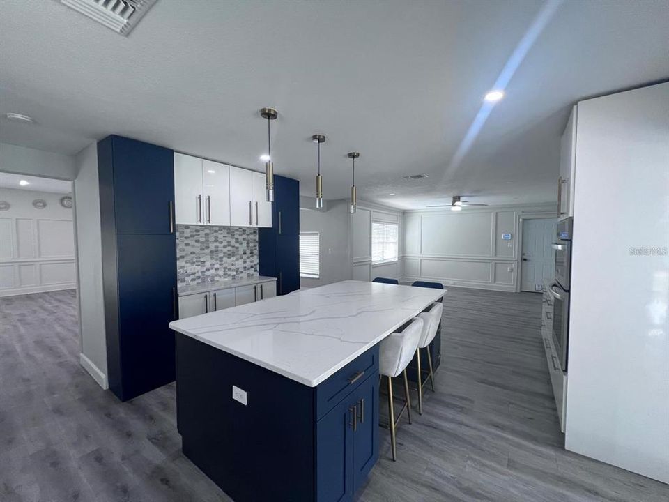 待售: $750,000 (5 贝兹, 4 浴室, 3244 平方英尺)