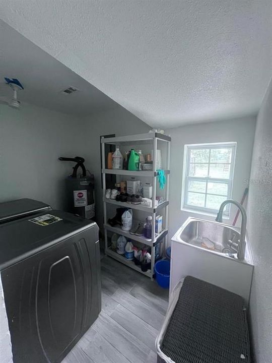 待售: $750,000 (5 贝兹, 4 浴室, 3244 平方英尺)