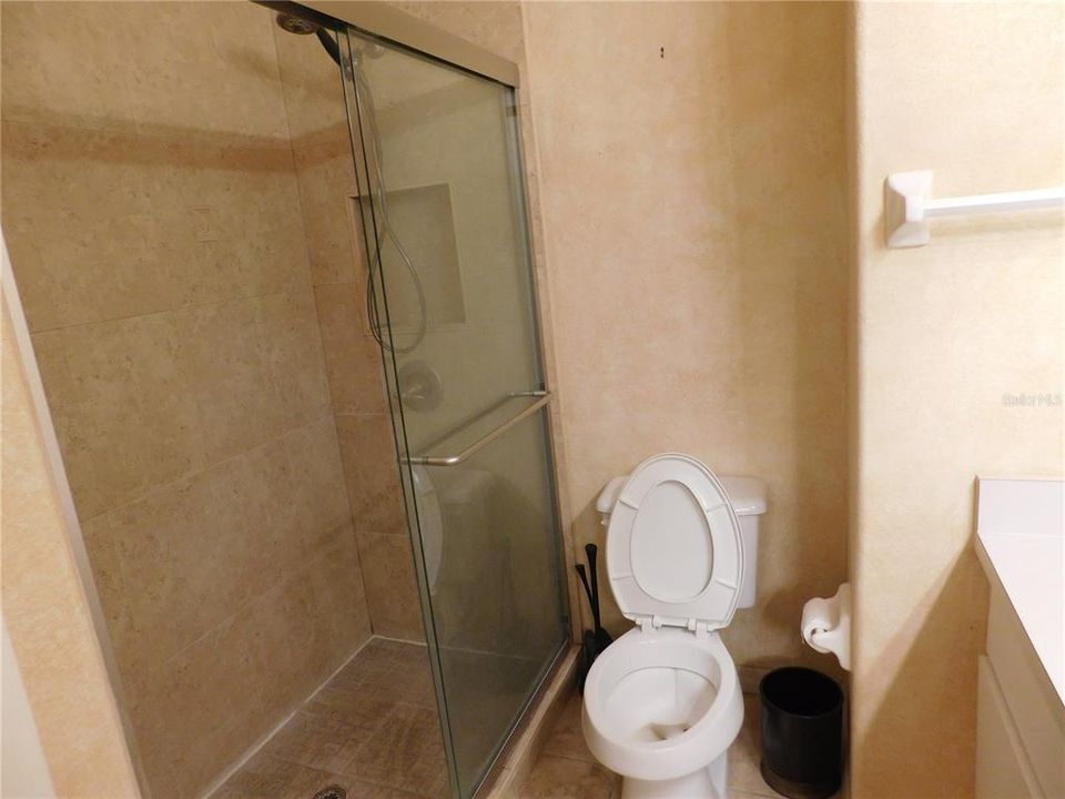 В аренду: $2,700 (3 спален, 2 ванн, 1821 Квадратных фут)