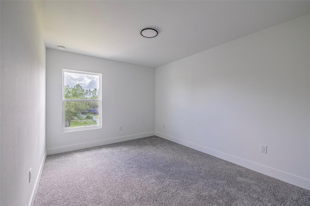 出租: $2,300 (3 贝兹, 2 浴室, 1541 平方英尺)