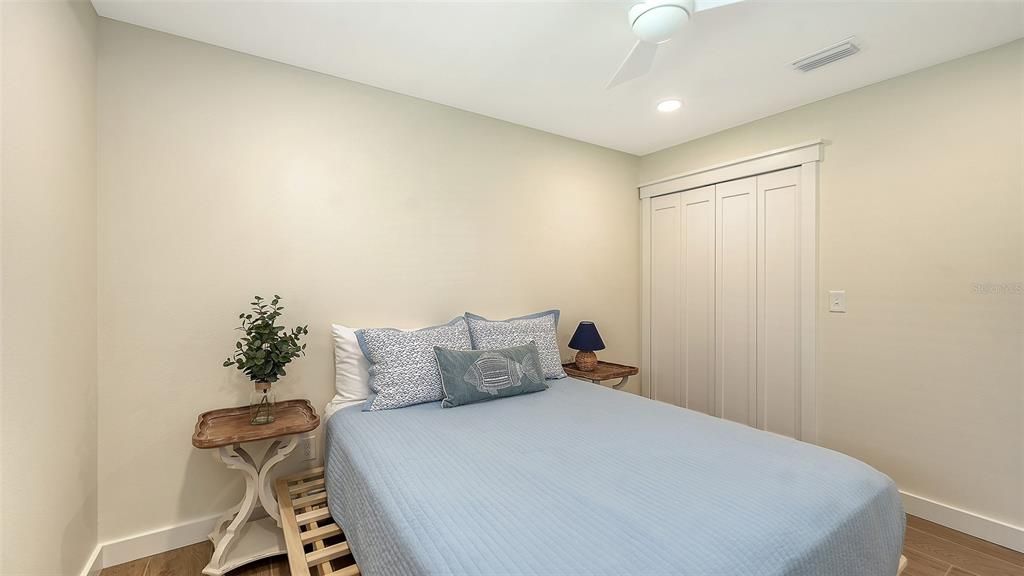 出租: $25,000 (3 贝兹, 3 浴室, 3230 平方英尺)