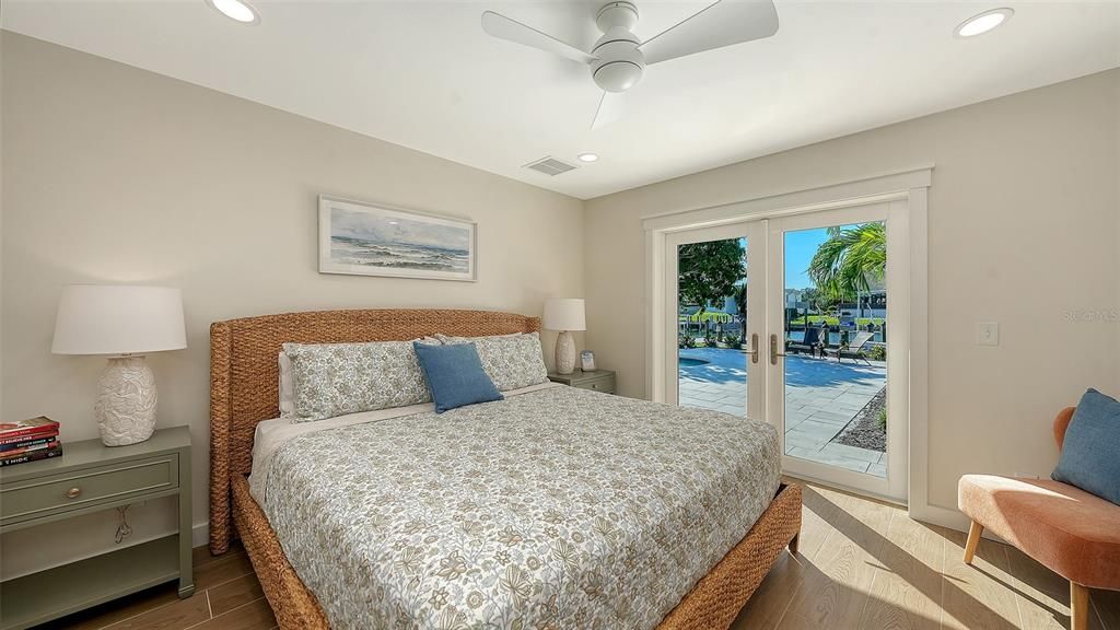 出租: $25,000 (3 贝兹, 3 浴室, 3230 平方英尺)