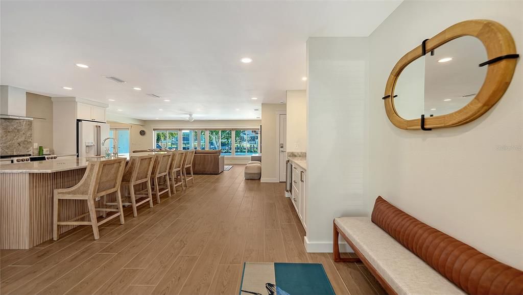 出租: $25,000 (3 贝兹, 3 浴室, 3230 平方英尺)