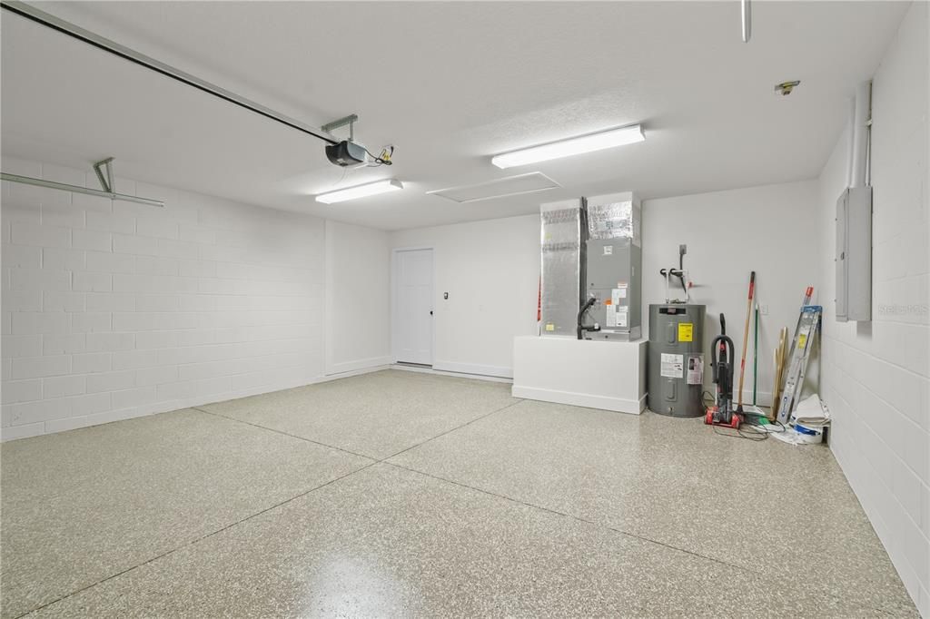 For Sale: $278,900 (3 beds, 2 baths, 1547 Square Feet)