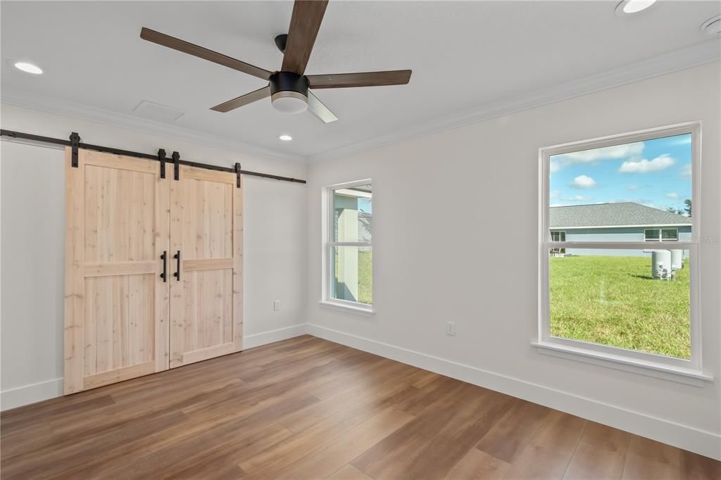 For Sale: $278,900 (3 beds, 2 baths, 1547 Square Feet)