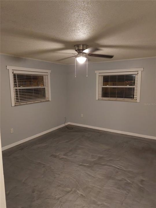 For Rent: $1,350 (2 beds, 1 baths, 821 Square Feet)