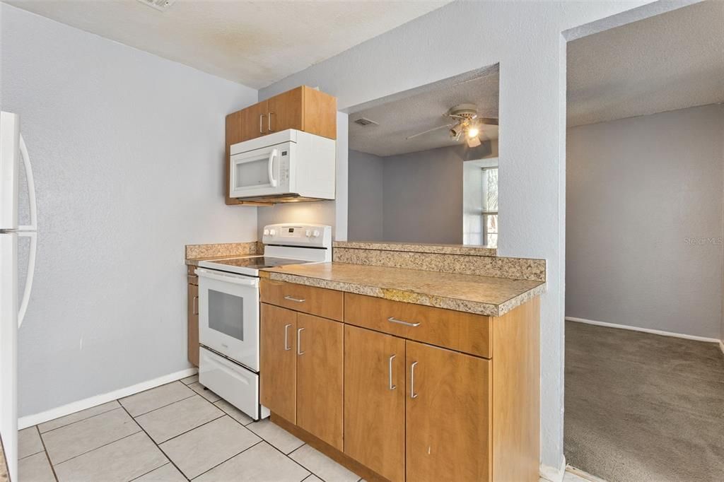 For Sale: $169,900 (3 beds, 2 baths, 1348 Square Feet)