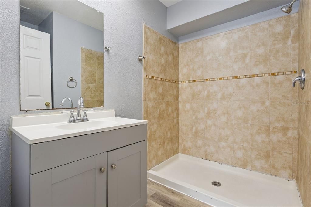 For Sale: $169,900 (3 beds, 2 baths, 1348 Square Feet)