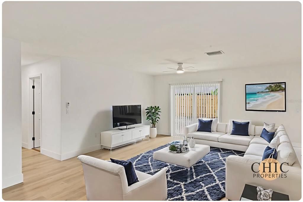 For Sale: $374,000 (3 beds, 2 baths, 1214 Square Feet)