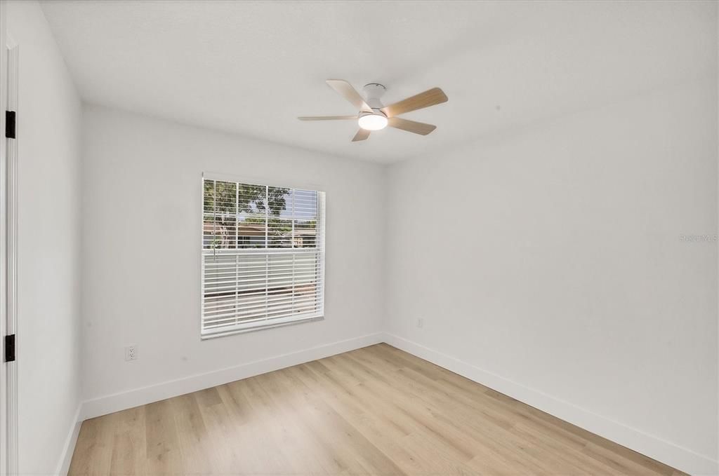 For Sale: $374,000 (3 beds, 2 baths, 1214 Square Feet)