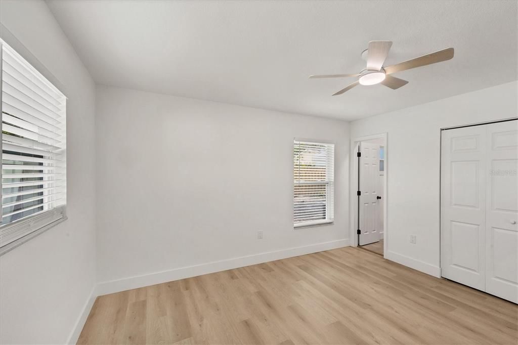 For Sale: $374,000 (3 beds, 2 baths, 1214 Square Feet)