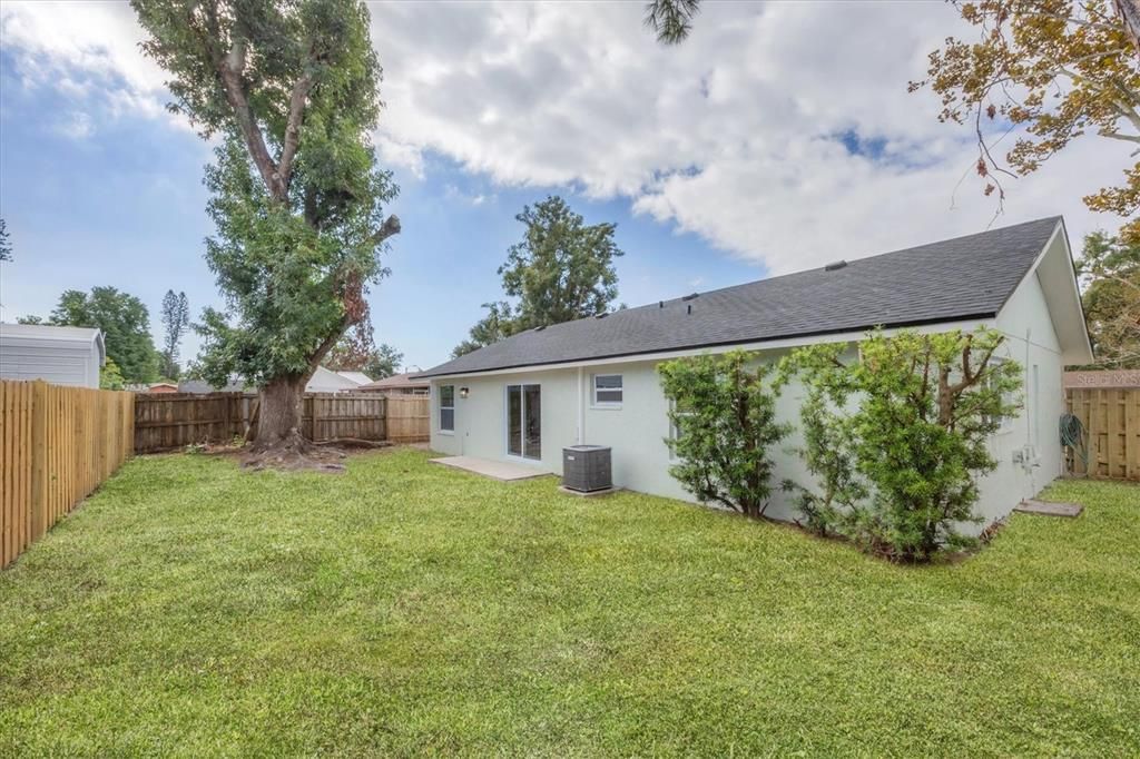 For Sale: $374,000 (3 beds, 2 baths, 1214 Square Feet)