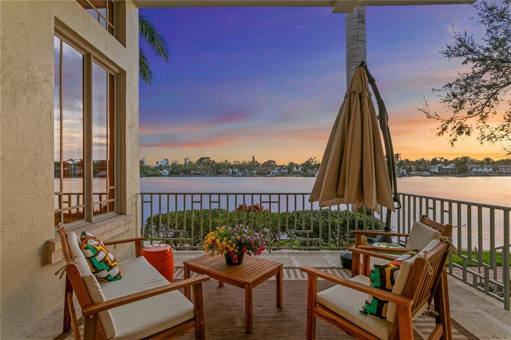 For Sale: $4,800,000 (4 beds, 4 baths, 5053 Square Feet)