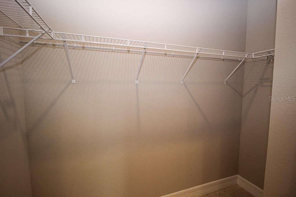 For Rent: $2,350 (4 beds, 3 baths, 2092 Square Feet)