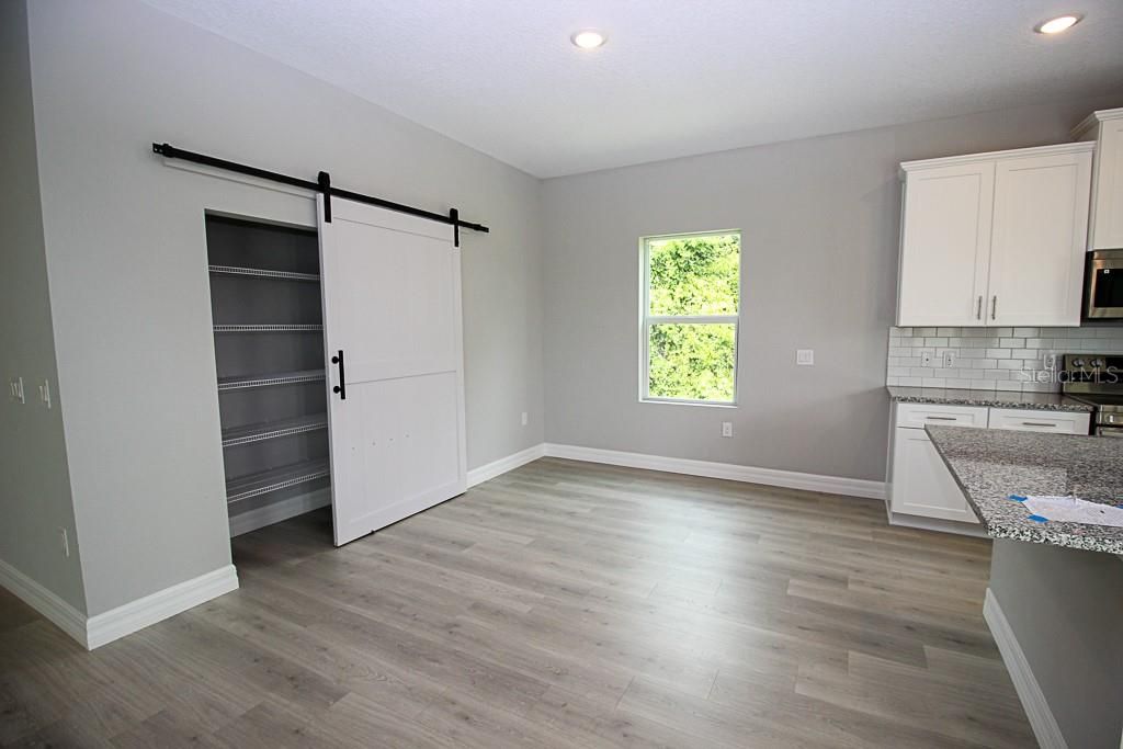 For Rent: $2,350 (4 beds, 3 baths, 2092 Square Feet)