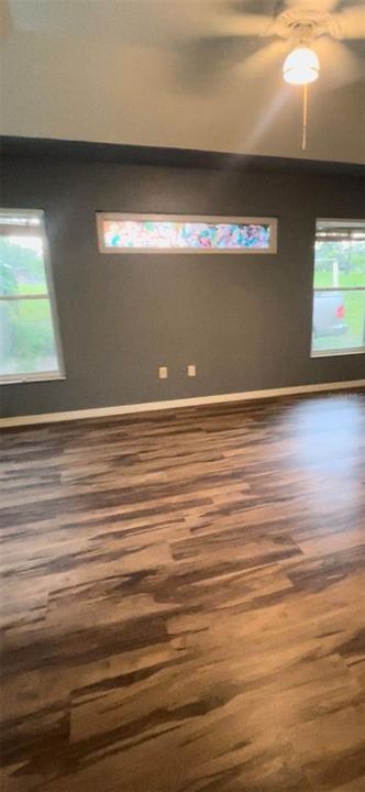 For Sale: $680,000 (4 beds, 4 baths, 2286 Square Feet)