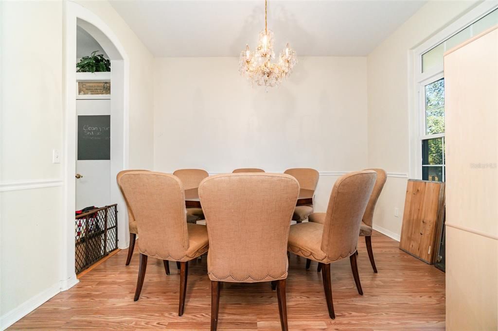 For Sale: $680,000 (4 beds, 4 baths, 2286 Square Feet)