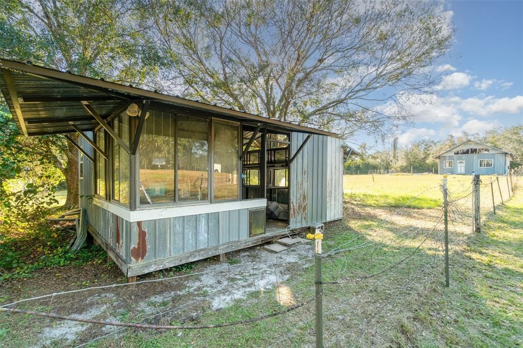 For Sale: $680,000 (4 beds, 4 baths, 2286 Square Feet)