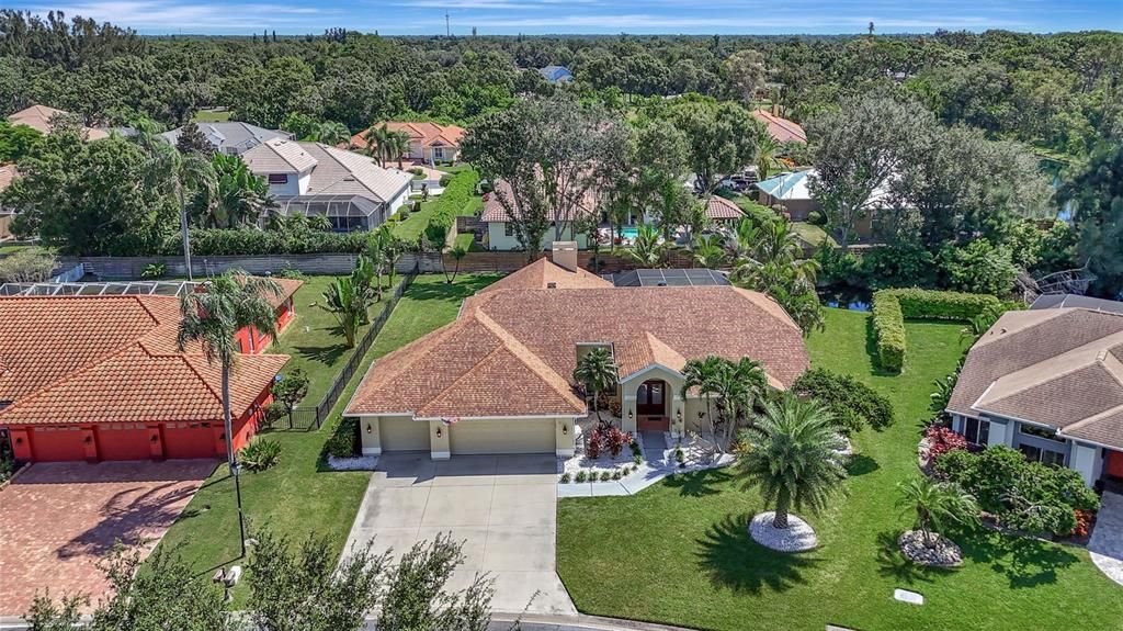 Под контрактом: $845,000 (3 спален, 2 ванн, 2536 Квадратных фут)