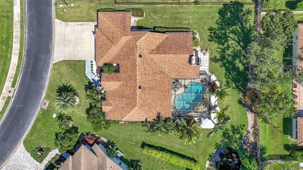 Под контрактом: $845,000 (3 спален, 2 ванн, 2536 Квадратных фут)