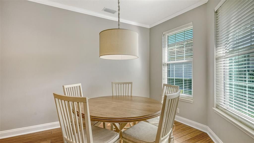 For Sale: $500,000 (2 beds, 2 baths, 1560 Square Feet)