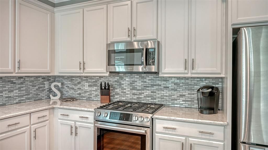 For Sale: $500,000 (2 beds, 2 baths, 1560 Square Feet)